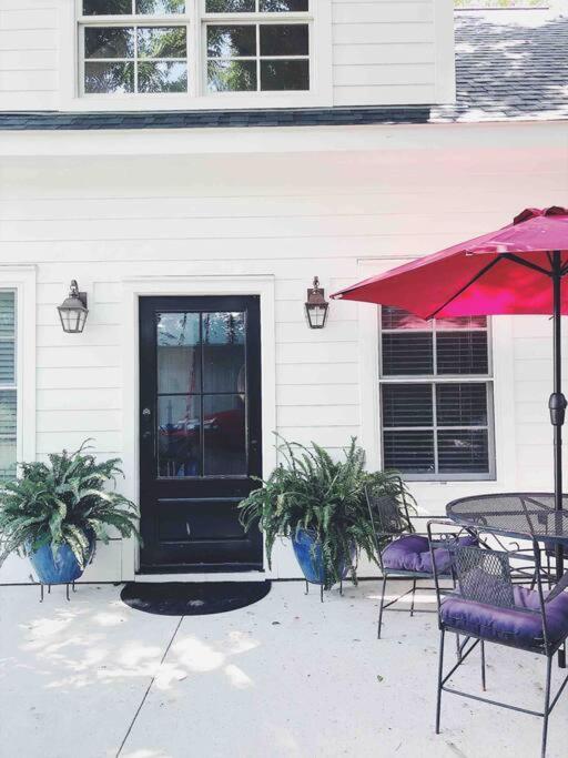 Liz Lane Cottage- Entire Guesthouse Charleston Esterno foto