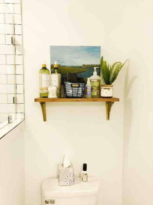 Liz Lane Cottage- Entire Guesthouse Charleston Esterno foto
